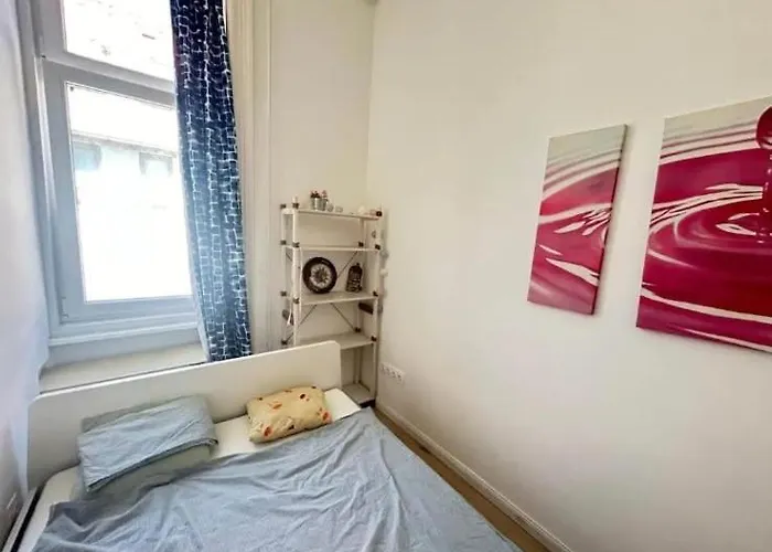 Cozy Andrassy Hostel Βουδαπέστη